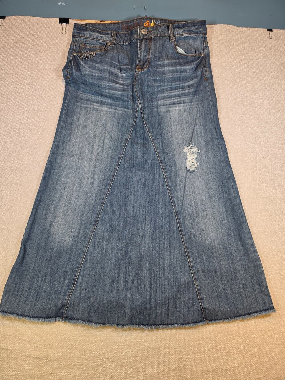 Mudd Vintage Denim Maxi Skirt Frayed Hem Distressed Y2K Boho Grunge Women 13